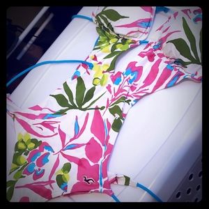 NWOT Hollister Strappy One Piece Swimsuit M